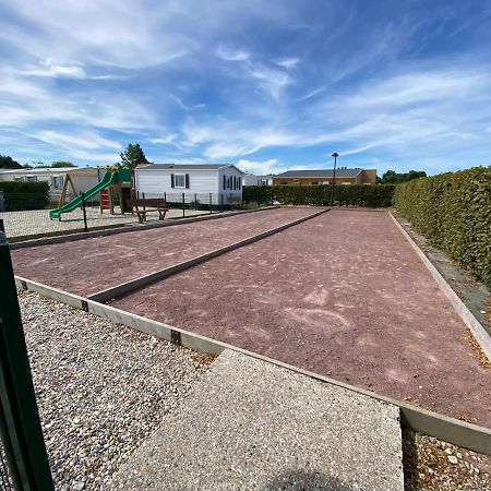 Camping Le Clos Savoye Biville-sur-Mer Exterior photo